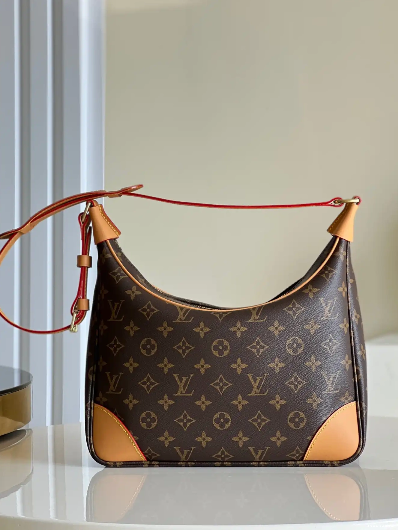 Official oldcobbler LOUIS VUITTON BOULOGNE 0613